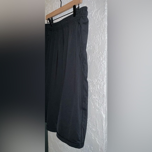 Under Armour Men's Athletic Shorts - Picture 4 of 7